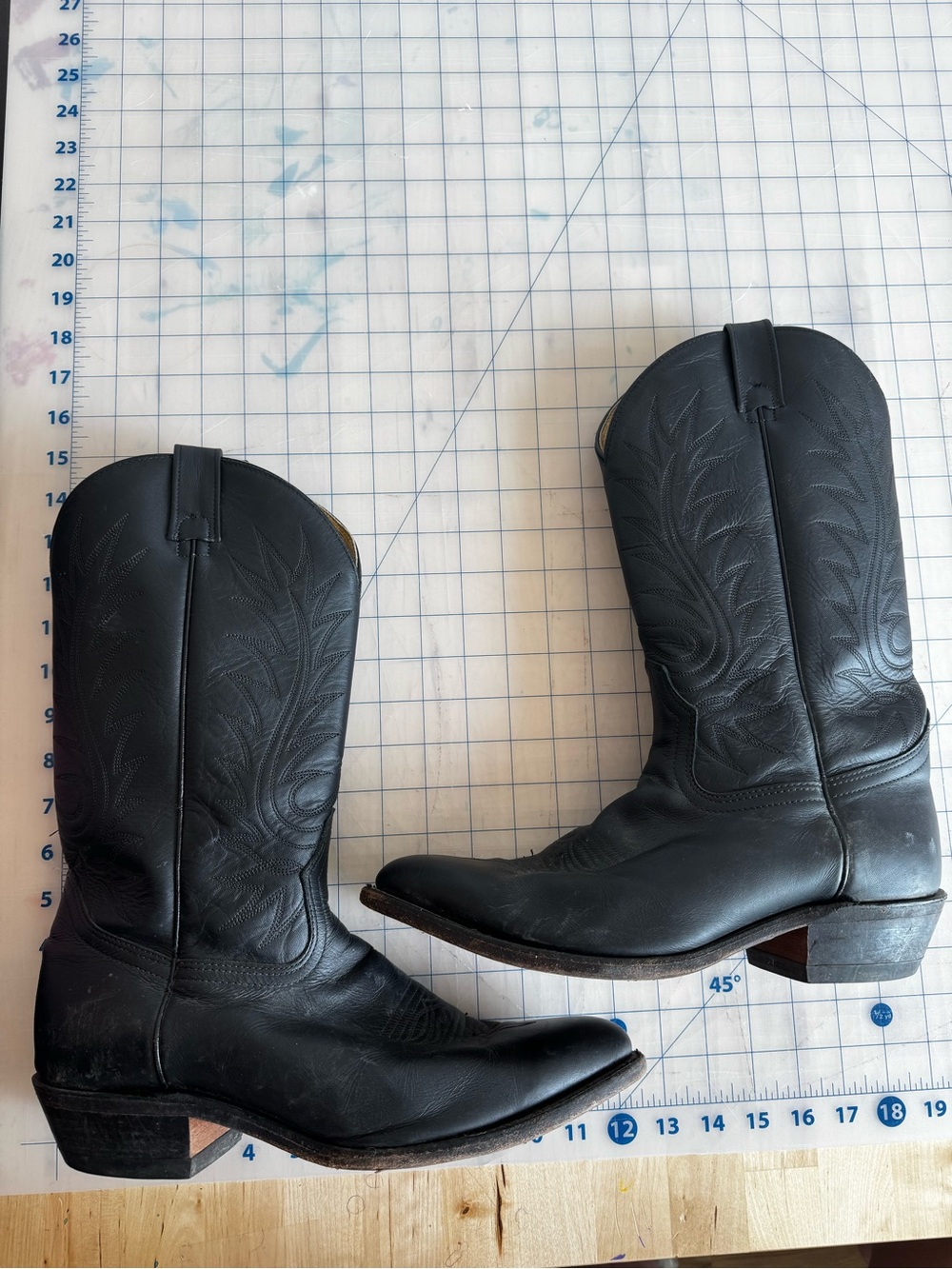 Black Leather Cowboy Boots - Classic Western Style